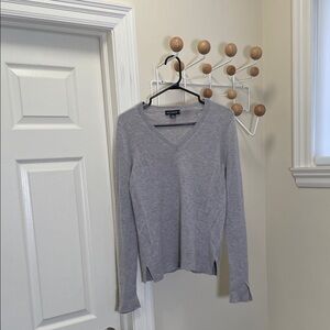 Holt Renfrew - Classic V-Neck Cashmere Sweater - Grey - S